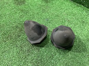 Отбойники рычагов задние SUBARU OUTBACK OEM 20501AE010 BPE 2004 EZ30