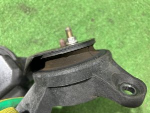 Подушки двигателя SUBARU OUTBACK OEM 41022AG020 41022AG030 BPE 2004 EZ30