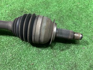 เพลาขับหน้า SUBARU OUTBACK OEM 28321AG010 BPE 2004 EZ30