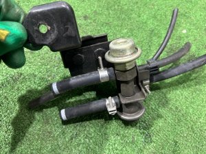 Регулятор давления топлива SUBARU OUTBACK OEM 16622AA010 BPE 2004 EZ30