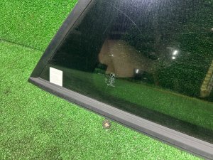 Стекло багажника правое SUBARU OUTBACK OEM 65210AG120 BPE 2004