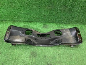 Балка передняя SUBARU LEGACY LANCASTER OEM 20101AE013 BHE BEE 2001 EZ30 AT