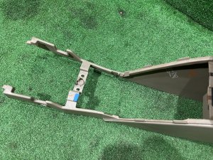 Бардачок подлокотник SUBARU LEGACY LANCASTER OEM 92111AE010AD BHE BH9 BH5 2001 SILVER/GREY 1U2