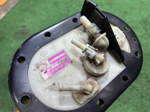 汽油泵 целые трубки SUBARU LEGACY LANCASTER OEM 42021AE040 BHE BEE 2001 EZ30 AT