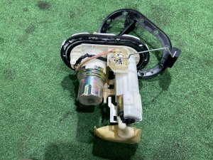 汽油泵 целые трубки SUBARU LEGACY LANCASTER OEM 42021AE040 BHE BEE 2001 EZ30 AT