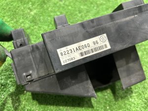 Блок предохранителей SUBARU LEGACY LANCASTER OEM 82231AE060 BHE 2001 EZ30 AT
