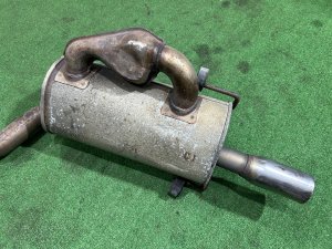 Бочка глушителя SUBARU LEGACY LANCASTER OEM 44300AE200 BHE 2001 EZ30 AT