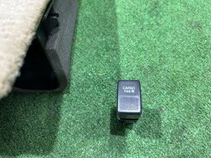 Вентилятор багажника комплект с кнопкой и фишкой SUBARU LEGACY LANCASTER OEM 72710AE000 BHE BH9 BH5 2001 EZ30 AT