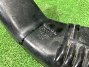 Воздухозаборник SUBARU LEGACY LANCASTER OEM 46012AE100 BHE 2001 EZ30 AT