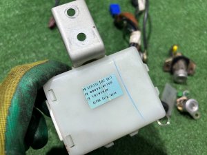 Замок зажигания Комплект замков SUBARU LEGACY LANCASTER OEM 57491AE740 88035AE100 BHE BH9 BH5 2001 SILVER/GREY 1U2