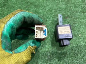 前挡除雾开关 c реле SUBARU LEGACY LANCASTER OEM 83001AE020 86564AE000 BHE BH9 BH5 2001 EZ30 AT