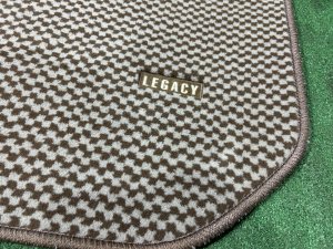 Коврик багажника чистый SUBARU LEGACY LANCASTER OEM 95066AE030GG BHE BH9 BH5 2001 SILVER/GREY 1U2