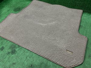Коврик багажника чистый SUBARU LEGACY LANCASTER OEM 95066AE030GG BHE BH9 BH5 2001 SILVER/GREY 1U2