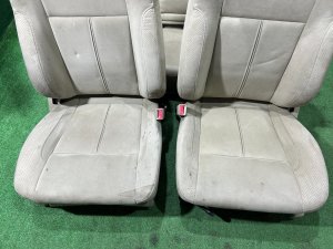 Комплект сидений SUBARU LEGACY LANCASTER OEM 64010AE700GE 64010AE710GE 64231AE360GE 64221AE130GE BHE BH9 BH5 2001 SILVER/GREY 1U2