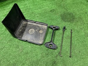 Крепление аккумулятора SUBARU LEGACY LANCASTER OEM 82182AA040 82161AA040 82122AA011 BHE BH9 BH5 BE5 BE9 BEE 2001
