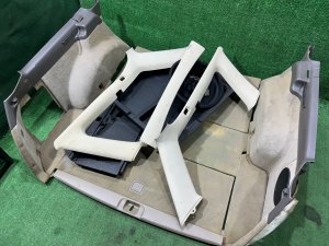 Обшивка багажника SUBARU LEGACY LANCASTER BHE BH9 2001 SILVER/GREY 1U2