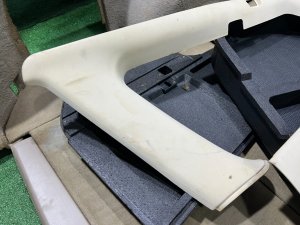 Обшивка багажника SUBARU LEGACY LANCASTER BHE BH9 2001 SILVER/GREY 1U2