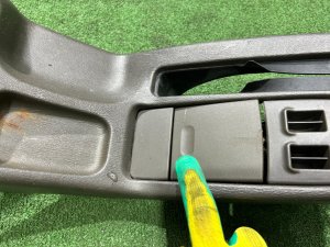 Подстаканник всегда открыт! SUBARU LEGACY LANCASTER OEM 92132AE000DG 66150AE020DG BHE BH9 BH5 2001 SILVER/GREY 1U2