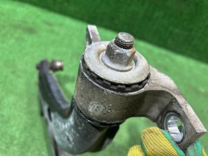 Рычаги передние Дефект сайлентблоков SUBARU LEGACY LANCASTER OEM 20202AE000 20202AE010 BHE BH9 2001 EZ30 AT