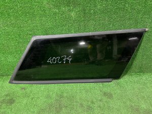 Стекло багажника правое целый молдинг 65210AE250NB SUBARU LEGACY LANCASTER