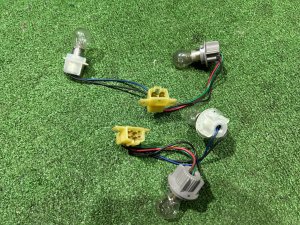 Фишки Задней стоп планки SUBARU LEGACY LANCASTER OEM 84931AE020 BHE 2001 EZ30 AT