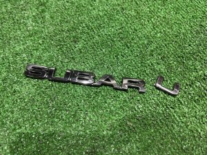 Эмблема SUBARU SUBARU LEGACY LANCASTER OEM 93073AE570 BHE BH9 2001 SILVER/GREY 1U2