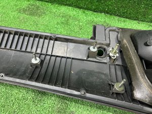 Стоп-сигнал пятой двери Накладка пятой двери SUBARU LEGACY LANCASTER OEM 84251AE060 BHE 2001