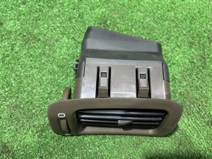 Регулятор воздушного потока левый SUBARU LEGACY LANCASTER OEM 66110AE000DG BHE 2001 EZ30 AT