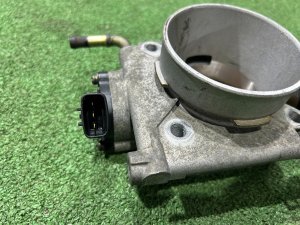 Заслонка дроссельная SUBARU LEGACY LANCASTER OEM 16114AA961 BHE 2001 EZ30 AT