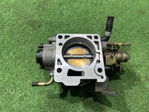 Заслонка дроссельная SUBARU LEGACY LANCASTER OEM 16114AA961 BHE 2001 EZ30 AT