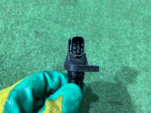 Датчик распредвала SUBARU LEGACY LANCASTER OEM 22056AA101 BHE 2001 EZ30 AT