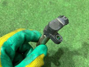 Датчик коленвала SUBARU LEGACY LANCASTER OEM 22053AA070 BHE 2001 EZ30 AT