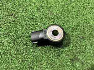 Датчик детонации SUBARU LEGACY LANCASTER OEM 22060AA081 BHE 2001 EZ30 AT