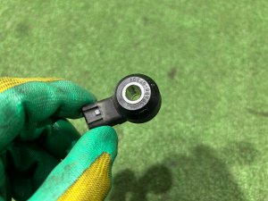 Датчик детонации SUBARU LEGACY LANCASTER OEM 22060AA081 BHE 2001 EZ30 AT