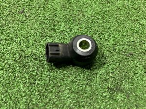 Датчик детонации 22060AA081 SUBARU LEGACY LANCASTER