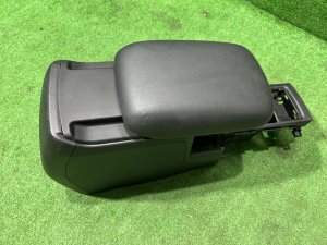 Бардачок подлокотник SUBARU FORESTER OEM 92114SC000JC 92132SC040JC SH5 2007 GREY 61K