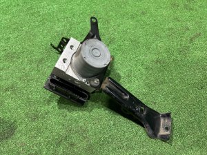 Блок abs 27596SC011 SUBARU FORESTER