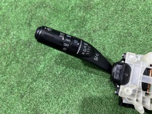 Блок подрулевых переключателей SUBARU FORESTER OEM 83115AG121 SH5 2007 EJ205 MT5