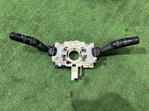 Блок подрулевых переключателей 83115AG121 SUBARU FORESTER