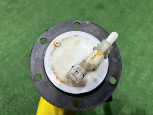 Датчик уровня топлива SUBARU FORESTER OEM 42081AG000 SH5 2007 EJ205 MT5