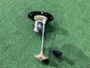 Датчик уровня топлива 42081AG000 SUBARU FORESTER