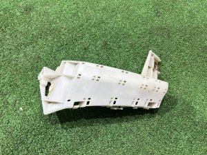 Крепление заднего бампера правое 57707SC060 SUBARU FORESTER