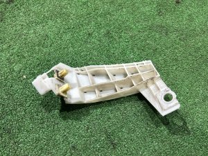 Крепление заднего бампера правое SUBARU FORESTER OEM 57707SC060 SH5 2007 GREY 61K