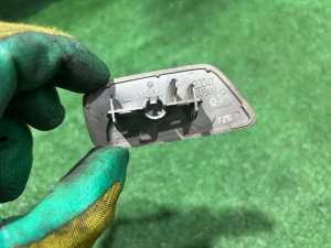 Крышка форсунки омывателя фар левая SUBARU FORESTER OEM 86636SC030EN SH5 2007