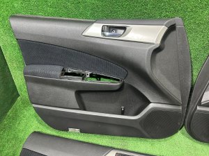 Обшивка дверей SUBARU FORESTER OEM 94210SC250AR 94210SC240AR 94220SC250AR SH5 2007 GREY 61K