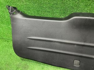 Обшивка пятой двери SUBARU FORESTER OEM 94320SC010JC 94310SC000JC SH5 2007 GREY 61K