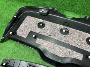 Обшивка пятой двери SUBARU FORESTER OEM 94320SC010JC 94310SC000JC SH5 2007 GREY 61K