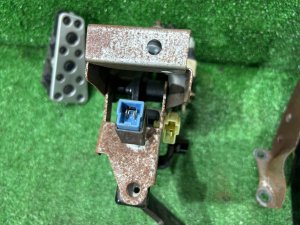 Педали 5МТ SUBARU FORESTER OEM 36010AG120 36012SC060 36015AG100 SH5 2007 GREY 61K