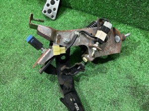 Педали 5МТ SUBARU FORESTER OEM 36010AG120 36012SC060 36015AG100 SH5 2007 GREY 61K