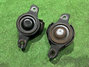Подушки двигателя 41022FG010 41022FG020 SUBARU FORESTER
